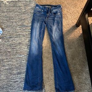 American Eagle mid rise Artist Flare Jeans size 2